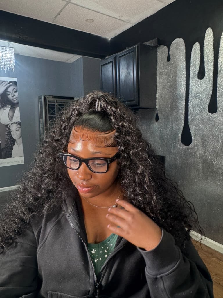 Shaylon wearing AK Royal Tresses 28 inch Deep Wave wig
